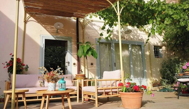 Sustainable farmhouse in the Tuscan countryside