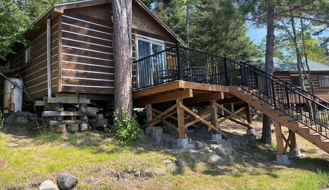 Sweet little cabin with a view