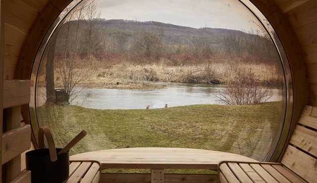 The June Motel, Beaver Valley