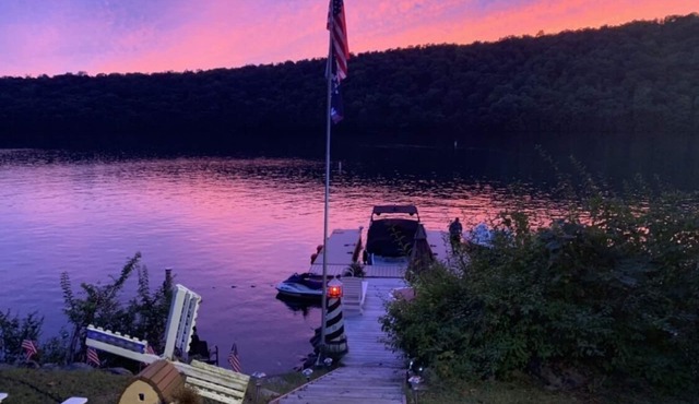 The Lake Cape at Candlewood Lake