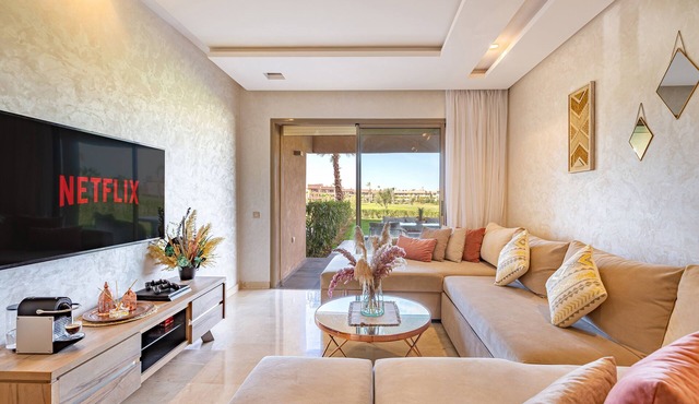 The Saphir Rez de Jardin Familial 3 Chambres Piscine Jardin Golf