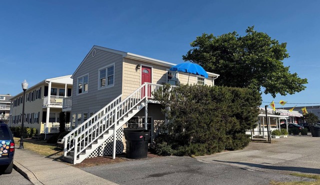 This Beach cottage is close to everything and just steps from the Beach !