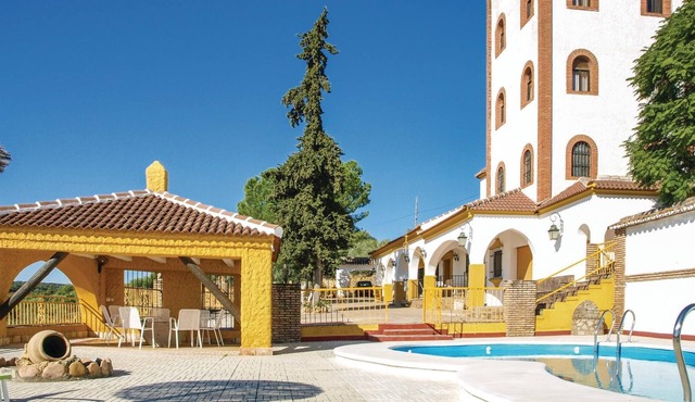 This beautiful vacation home on the edge of the Natural Park "Sierra de Hornachuelos" is located in