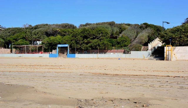 THREE-ROOM APARTMENT 6 BEDS CONCHIGLIA AREA-Rif. Storione