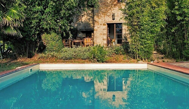 Tranquil retreat with pool in Tuscany