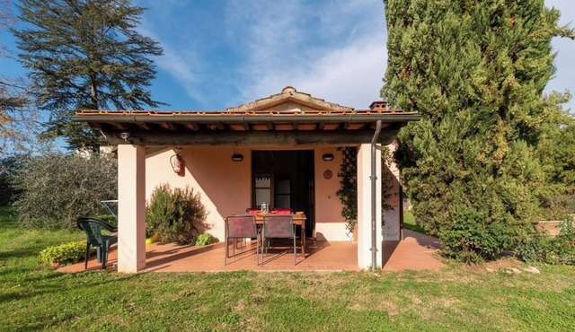 Tuscan villa with pool in the heart of Tuscany