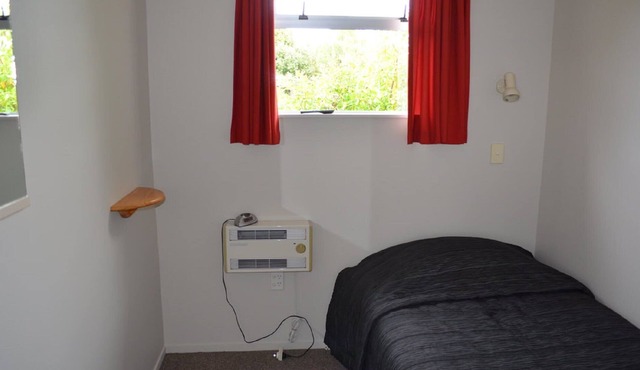 Unwind @ Richmond Inn Single Unit