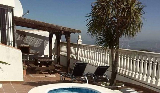 Vacation Home Casa Medina with Mountain View, Sea View, Pool, Wi-Fi, Terraces & Garden