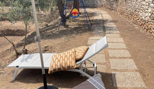 Villa Capo d'Arco with sea view, in an exclusive location inside the Residence with use of pools and