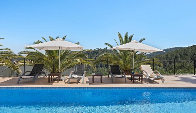 Villa Morice - Six Bedroom Villa, Sleeps 8
