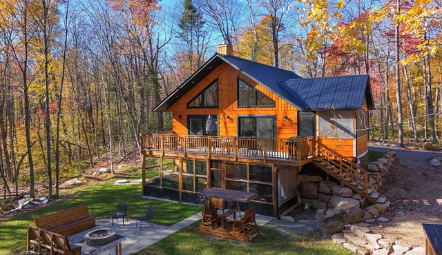 Villa Sofia | Cozy Family Vacation Rental - spa - 4 min Carling Lake Golf Club