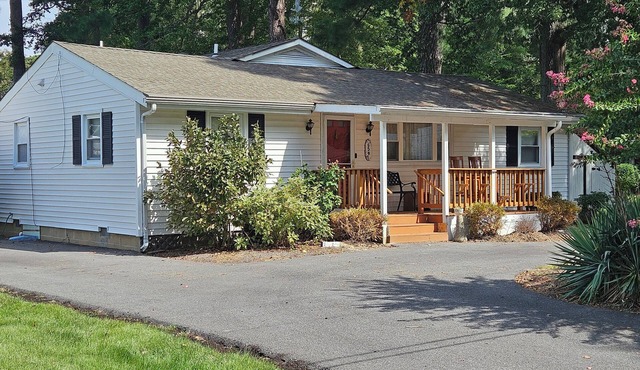 Walking distance to Herrington on the Bay! Home with views of the Chesapeake Bay