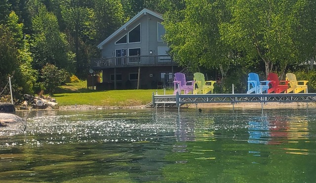 Waterfront Cottage, Kayak, Gazebo,Sauna, Pool Table, Sunset.