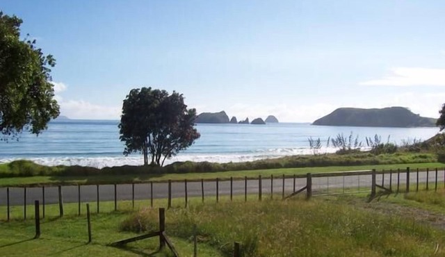 Waterfront Holiday Home - Ideal for Two Families