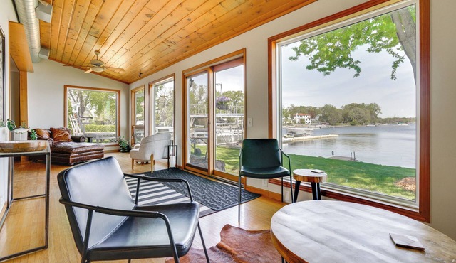 White Bear Lake Lakehouse with Dock/Paddle Boards