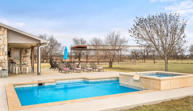 Wine Trail Oasis | Pool | Hot Tub |Near Luckenbach