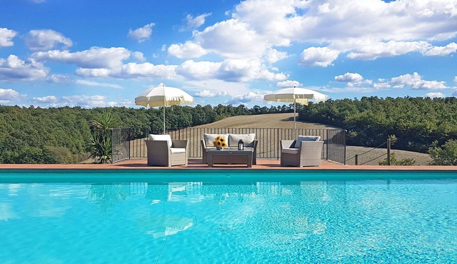 Wonderful private villa for 20 people with A/C, private pool, WIFI, TV, veranda and panoramic view