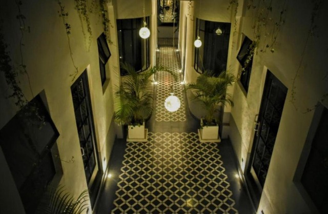 6Px Spacious apartment with trendy Rooftop!