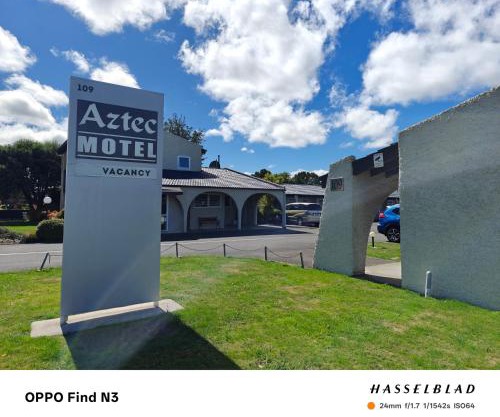 Motel 