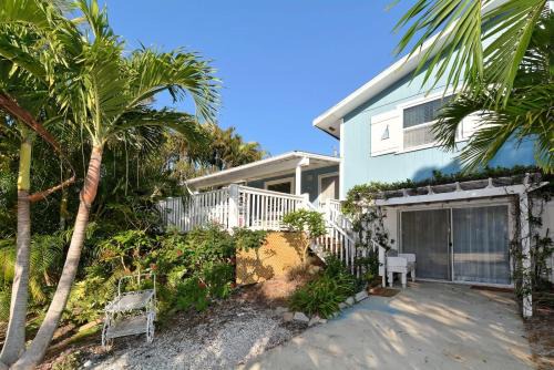 Beach Breeze Hideaway Villa