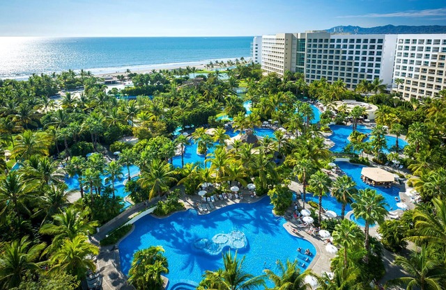 Beautiful 1 bedroom suite Mayan Palace! (Sleeps 4)