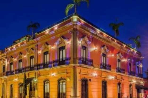 Casa Pedro Loza