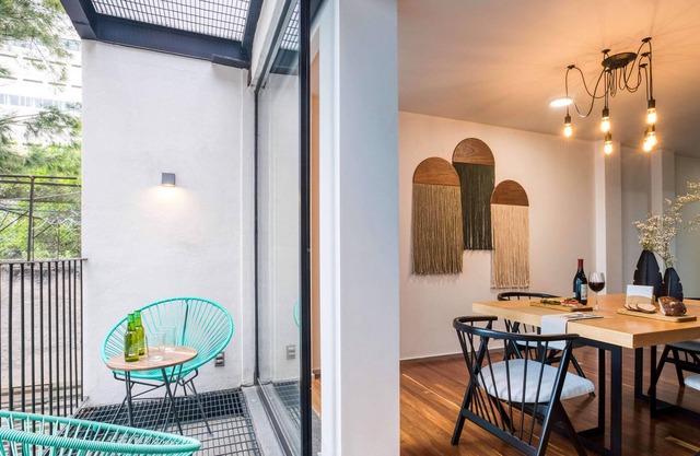 Cool 2BR Apt with Pvt Balcony | Gym+Patio with Grill