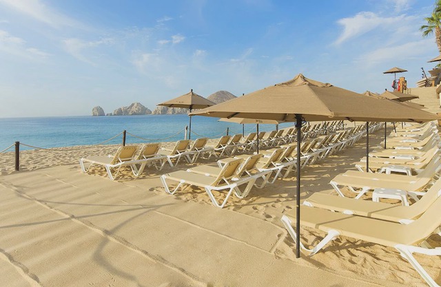 Deluxe Medano Beach Condo