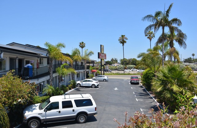 Harbor Inn & Suites Oceanside