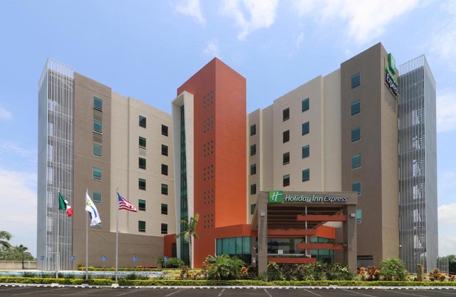 Holiday Inn Express Tuxpan Ihg Hotel 