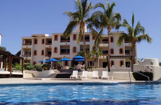 Hotel ∙ Stylish 1BR Junior Suite Near Las Palmas Park