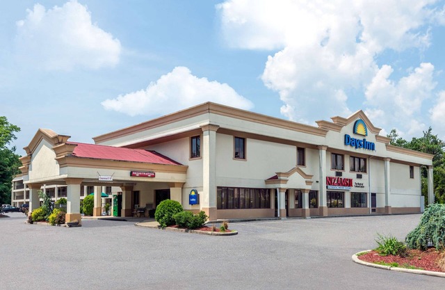 Howard Johnson by Wyndham Galloway Atlantic City Area