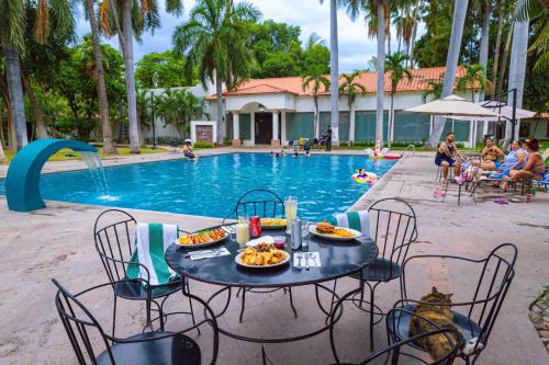 Hotel Los Tres Rios 