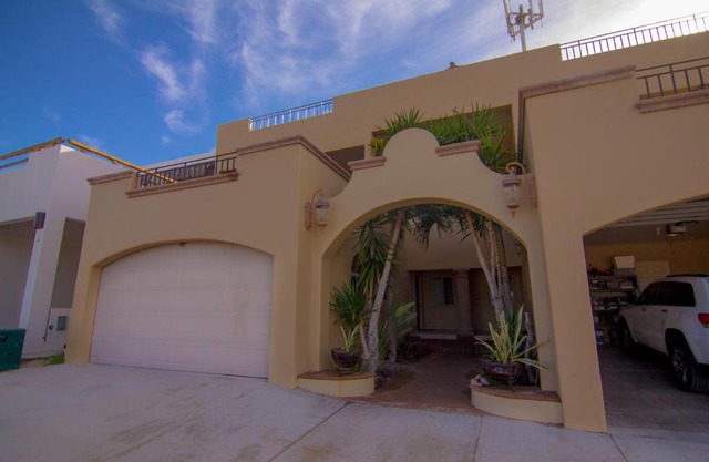 Marina Real 149-B Home