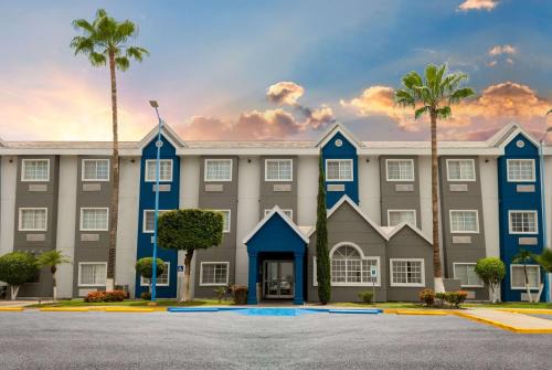 Microtel Inn 