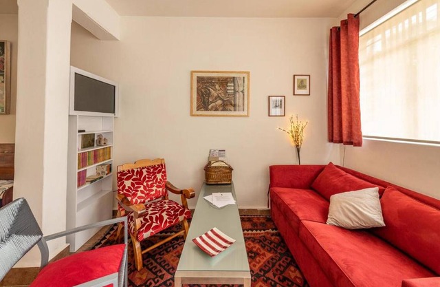 Moctezuma: Stylish Apartment in the Heart of Coyoacan