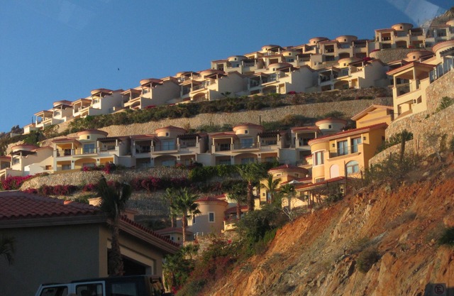 Montecristo Estates Villa - 3 bed/3.5 bath