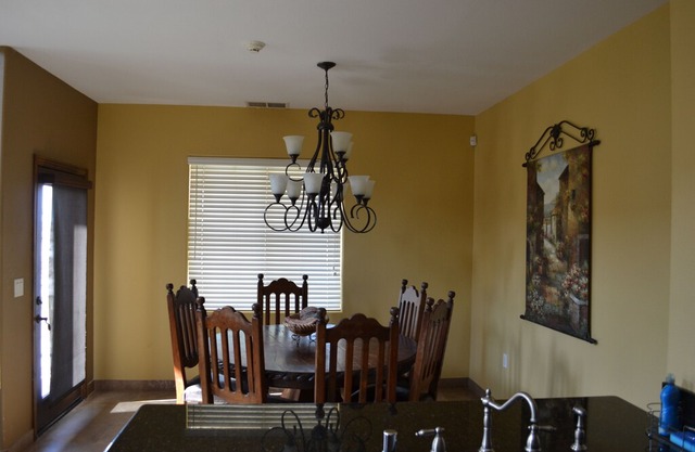 On The Beach 3 Condo 73-4 Sleeps 8 W/WIFI