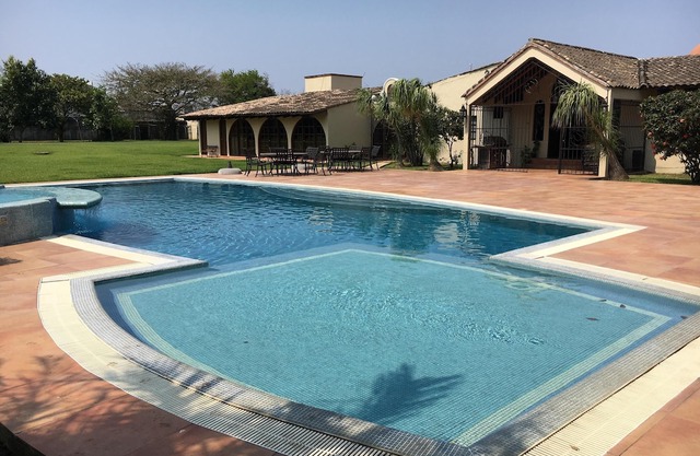 Strategically located in central Veracruz, close to everything. Here you rest.
