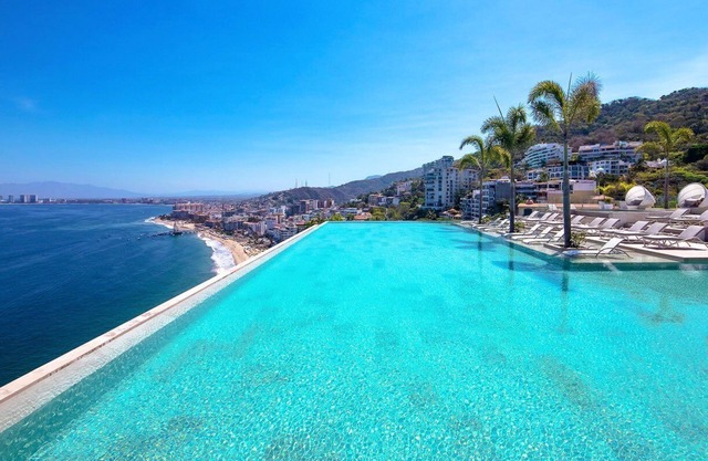 Stunning views, luxurious living, Coveted "A" corner condo