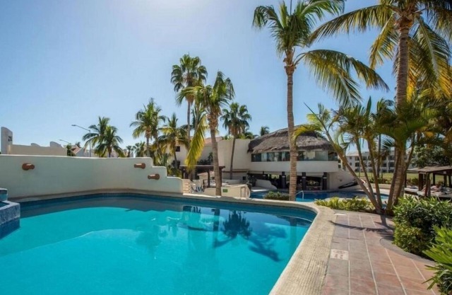 Stylish Studio Near Las Palmas Park