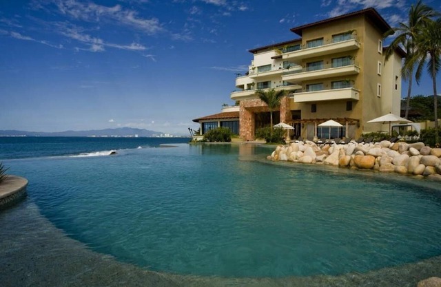 Take the Family to Mexico for New Year's!