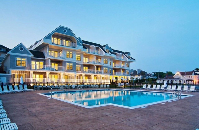Water Edge Resort Beach 