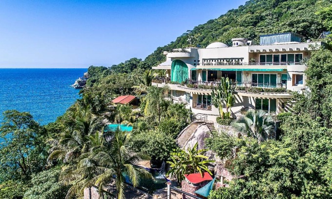Boca de Tomatlan House | 1000 m² House ∙ 9 bedrooms ∙ 22 guests
