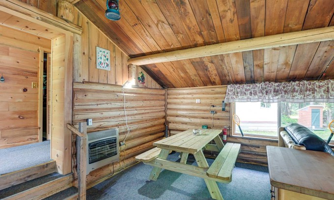 Island Falls House | 102 m² House ∙ 1 bedroom ∙ 4 guests