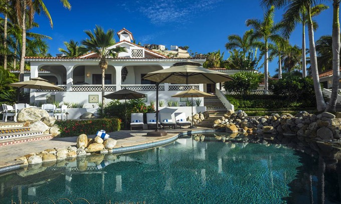 Palmilla Villa | 1115 m² Villa ∙ 8 bedrooms ∙ 16 guests