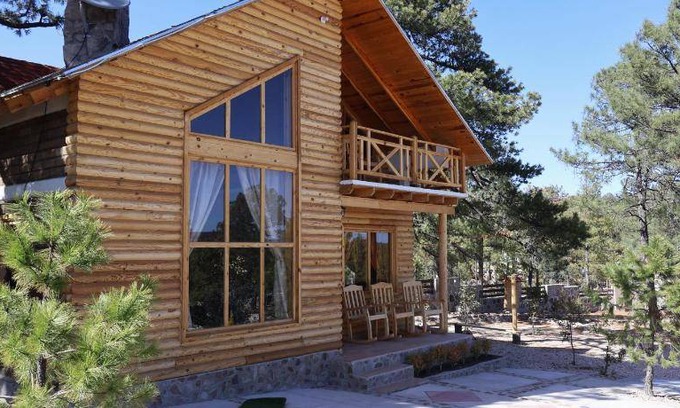 Creel Ski Chalet | 130 m² Chalet ∙ 2 bedrooms ∙ 12 guests