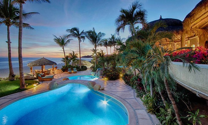 Cabo San Lucas Villa | 1347 m² Villa ∙ 7 bedrooms ∙ 22 guests