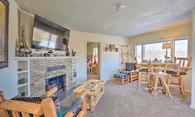 Canon City House | 142 m² House ∙ 3 bedrooms ∙ 13 guests