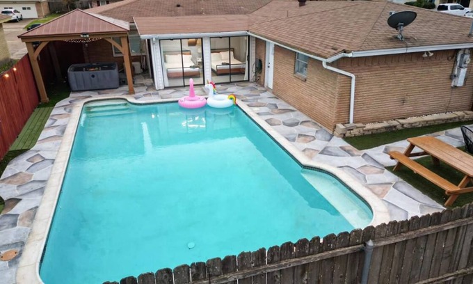 Irving House | 144 m² House ∙ 5 bedrooms ∙ 11 guests